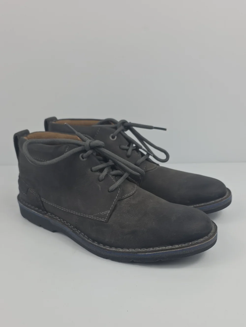 Clarks Edgewick Gray Suede Men's Casual Boots Size‎ 9.5